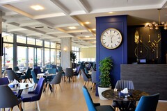 Nishan Cafe